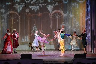 "Щелкунчик" на сцене РДК