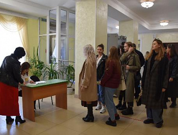 В рамках проекта «Коллаборация Домов дружбы Воронежской области» в Районном Дворце культуры состоялся культурный интенсив «Территория дружбы». 